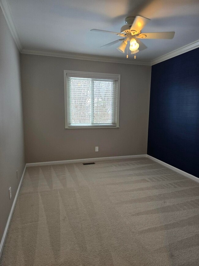 Building Photo - 1021 Whirlaway Dr