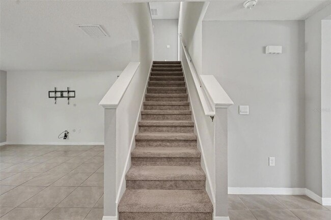 Building Photo - 36851 Goffaux Loop
