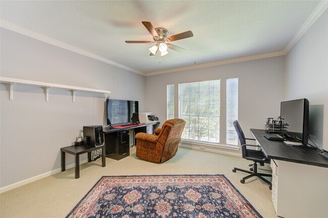 Building Photo - 3622 Springhill Ln