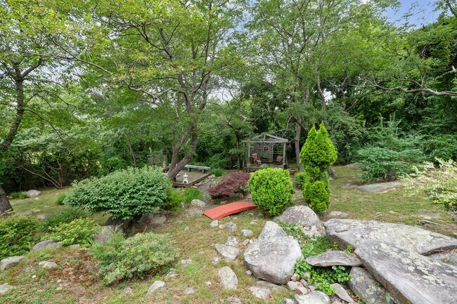 Building Photo - 12 Squam Ln