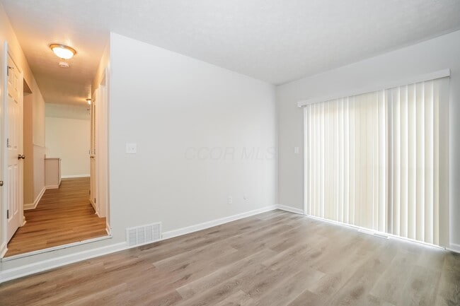 Building Photo - 5324 Parkline Dr