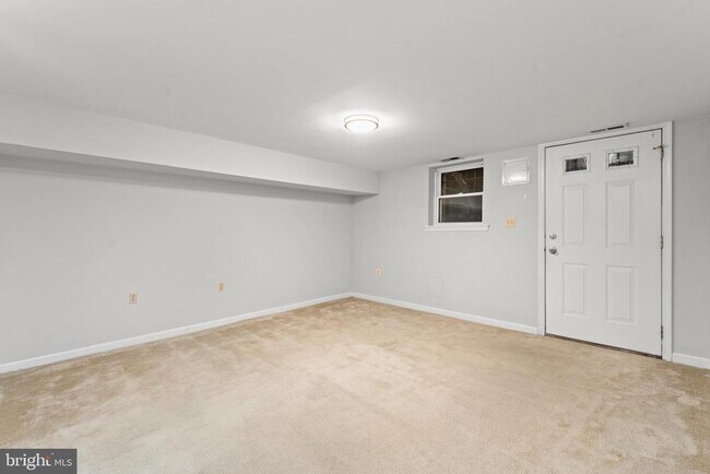 Building Photo - 3612 Rock Creek Church Rd NW