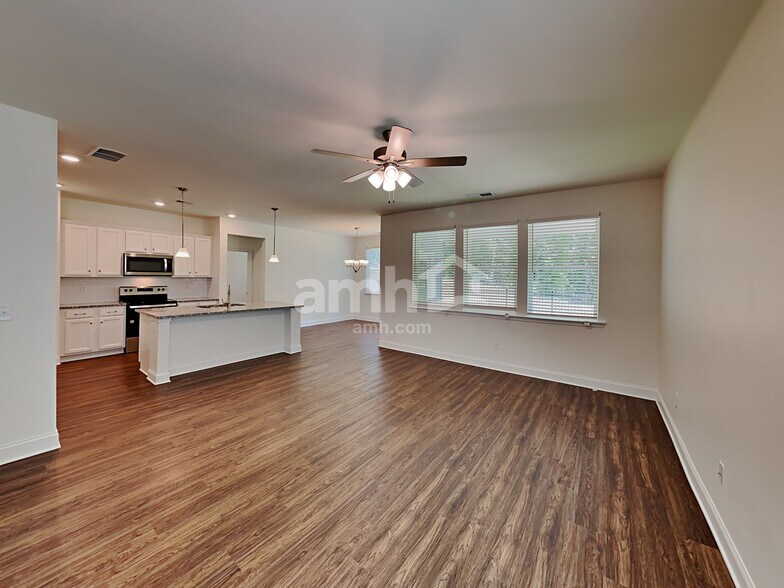 Building Photo - 186 Rivulet Dr