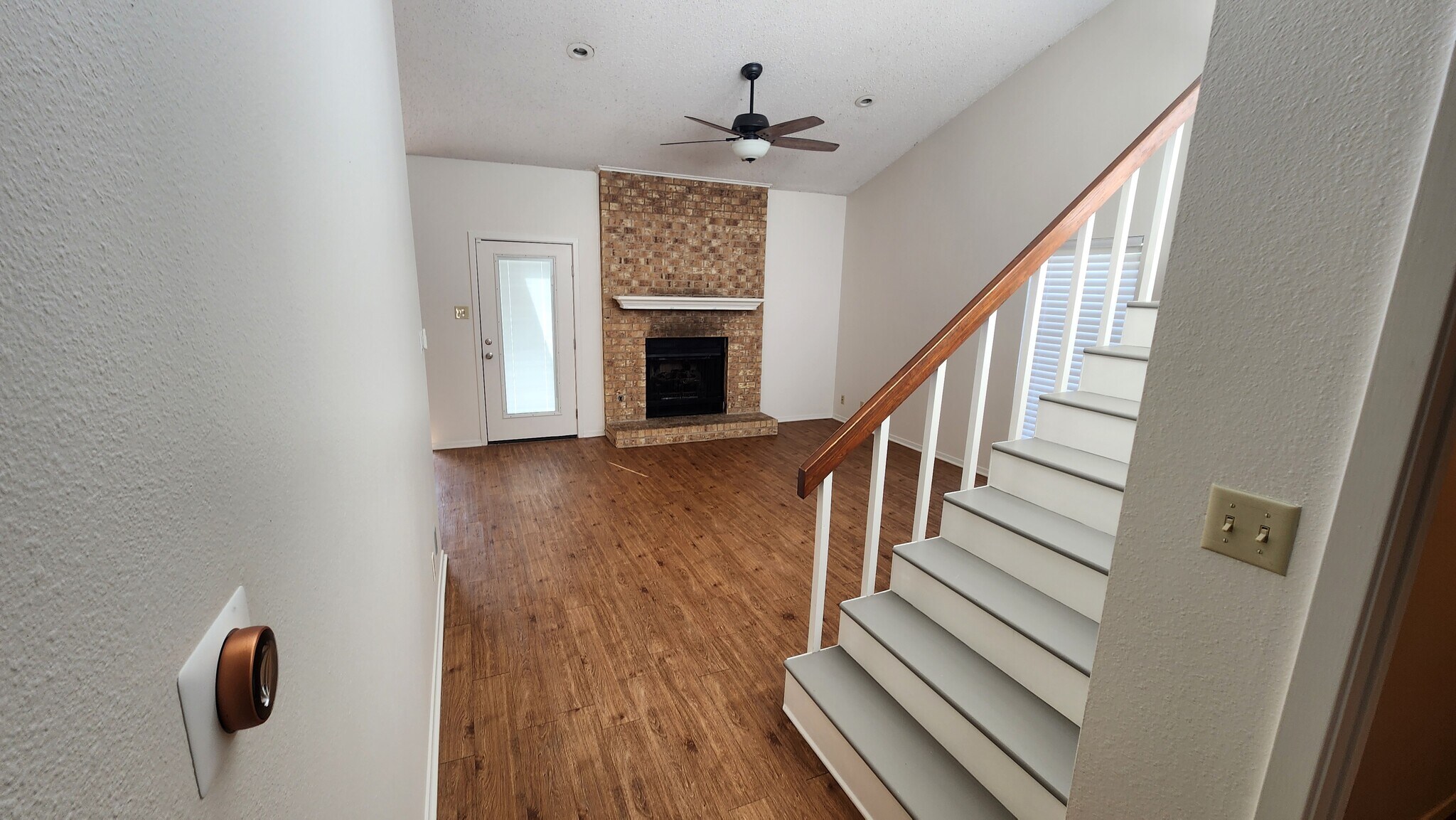 Building Photo - 2320 Aberdeen Dr