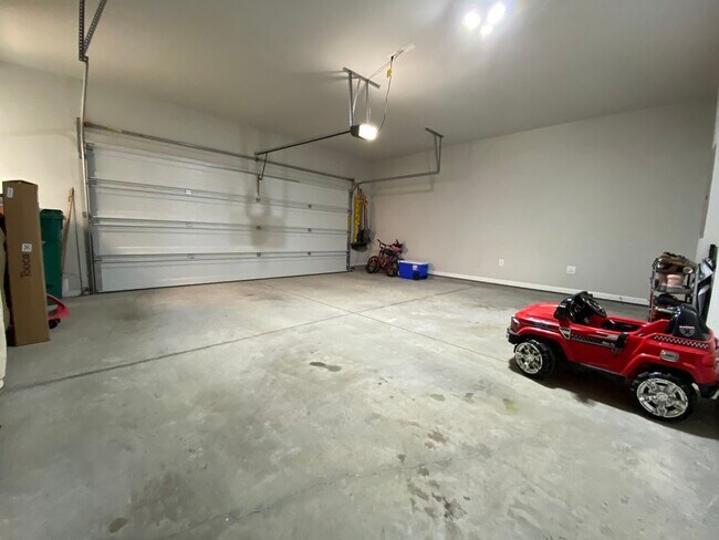 Building Photo - 5508 Cameron Parc Dr