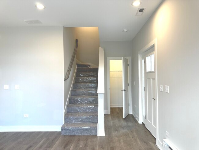 Building Photo - 28331 Torch Pkwy