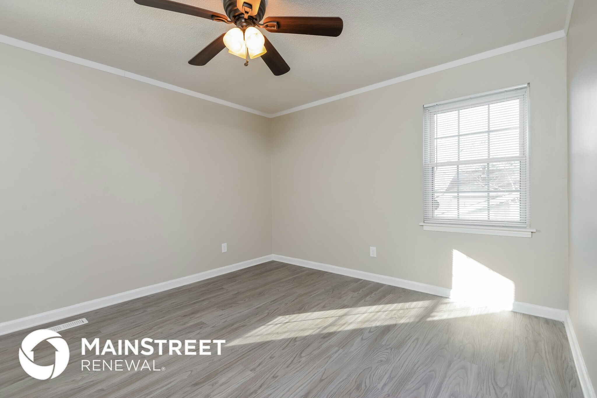 Building Photo - 1733 Molly Dr