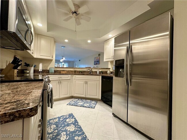 Primary Photo - 360 Horse Creek Dr