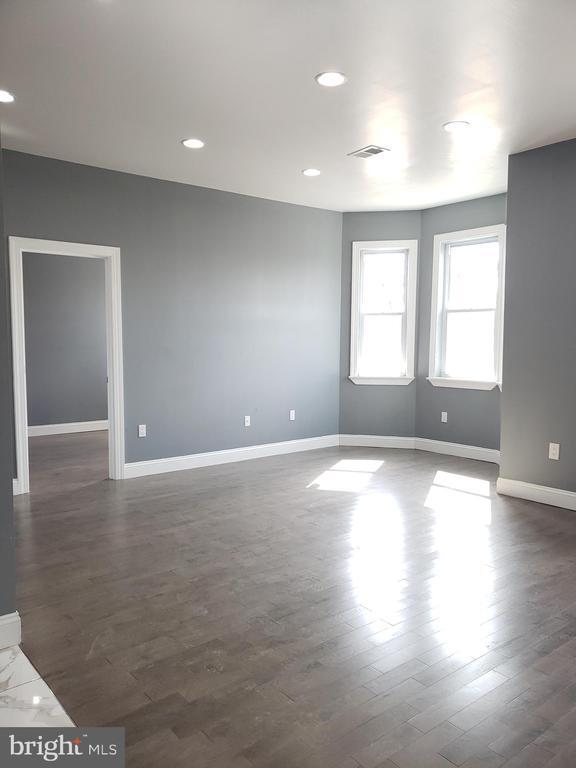 Building Photo - 5109 Woodland Ave