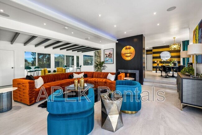 Building Photo - 2325 N Girasol Ave