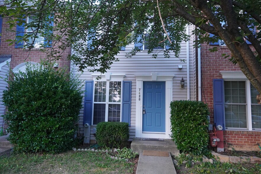 Building Photo - 7480 Catterick Ct