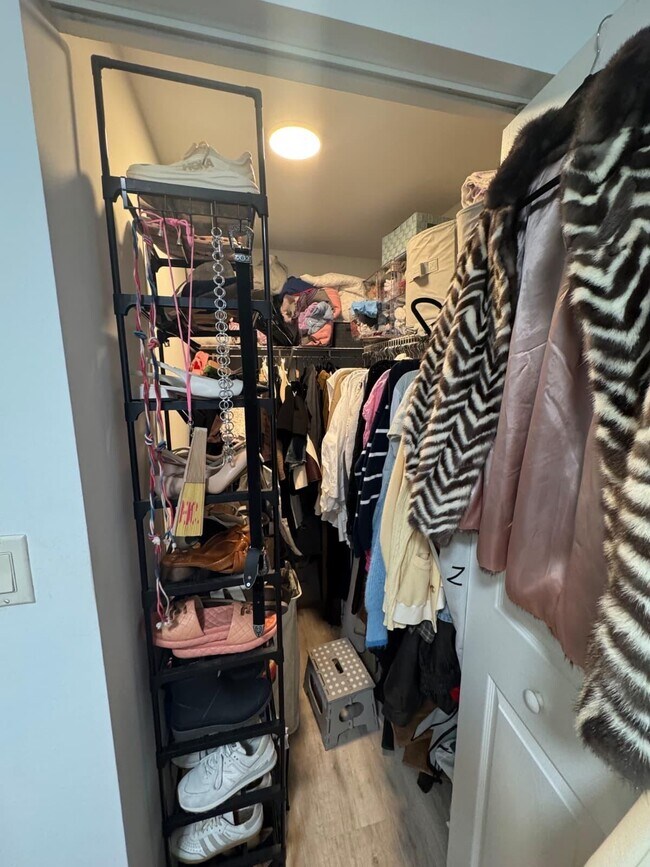 Building Photo - 115 SW 11th St