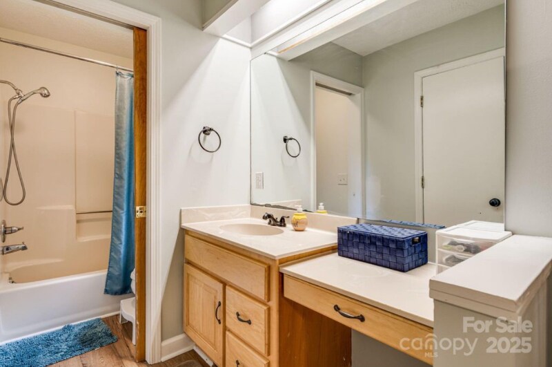 Building Photo - 4155 Turnpike Rd