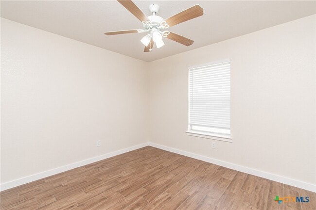 Building Photo - 304 Timber Ridge Dr