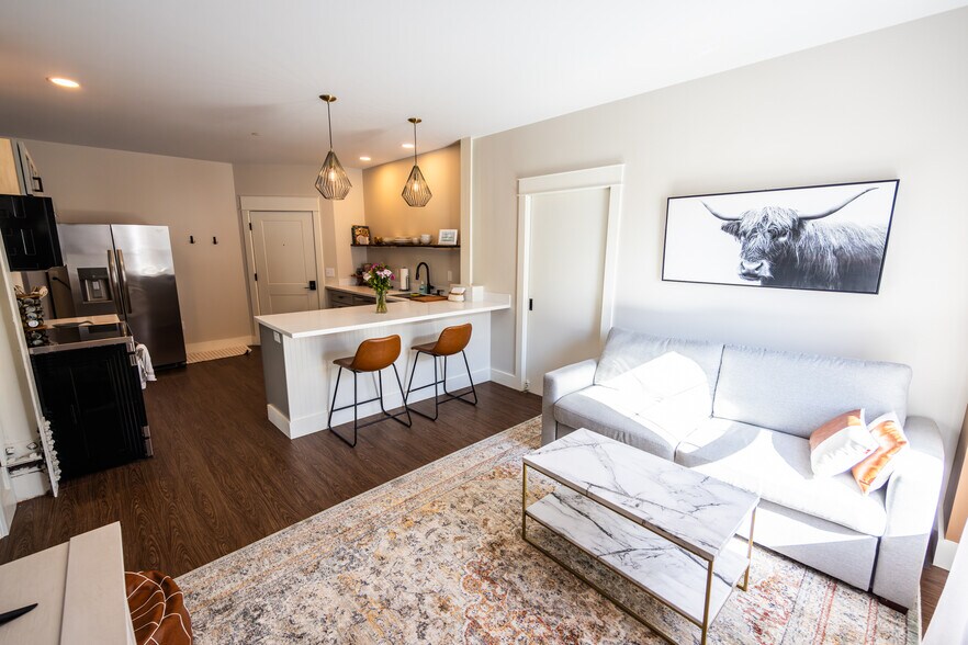 Building Photo - 58 South St