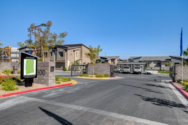 Building Photo - Stunning 3 Bedroom Condo in Summerlin!