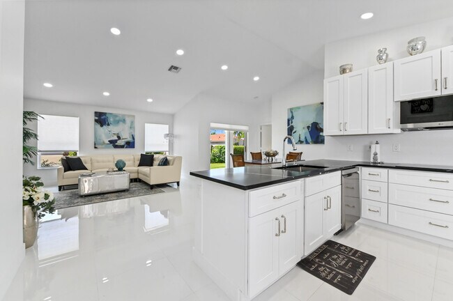 Building Photo - 11560 Augustus Dr