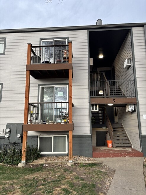 Building Photo - 16259 W 10th Ave