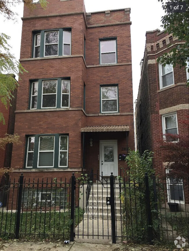 Building Photo - 2818 N Mozart St