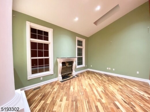 Building Photo - 373 Stonehenge Dr