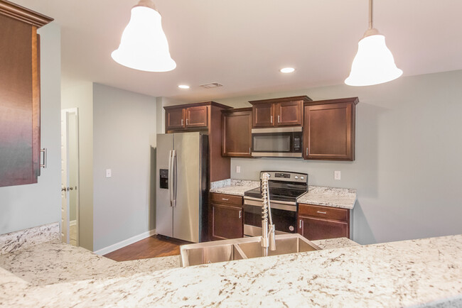 Building Photo - Charming Home with a Bright, Open Layout