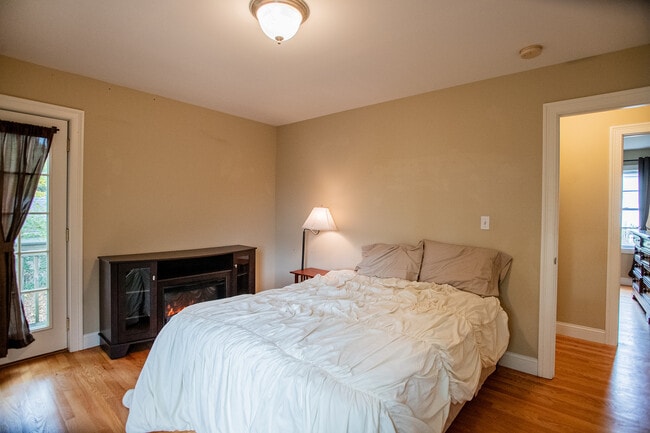 Building Photo - 88 Hyde St