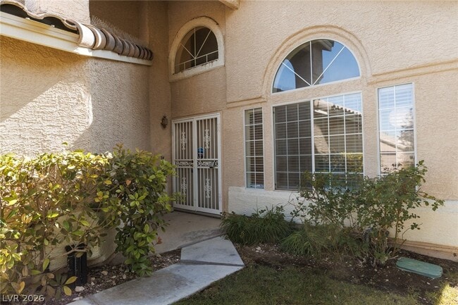 Building Photo - 2165 Crestline Falls Pl