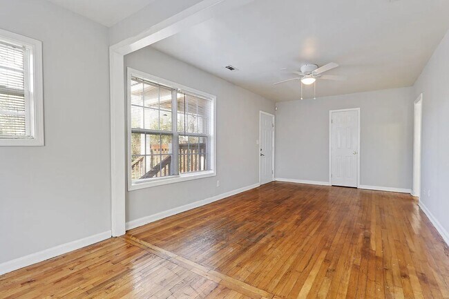Building Photo - Charming 3 BD 2 BA Decatur Home Near Downtown Atlanta! ***$250 OFF ON THE FIRST MONTH’S RENT!***