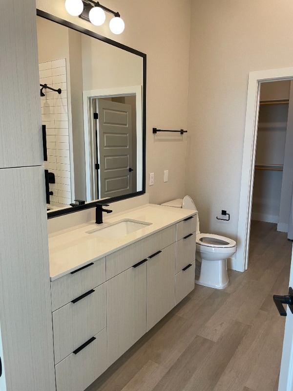 Building Photo - 2600 Wewatta Way