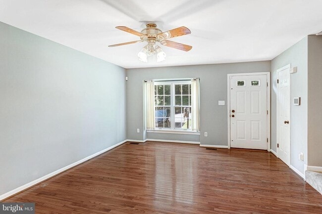 Building Photo - 3944 Pepperidge Ct