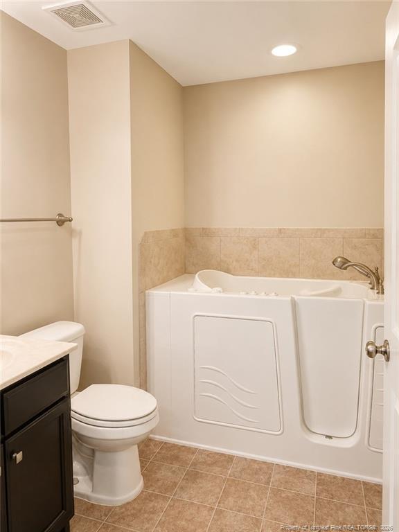Building Photo - 2502 Clear Pines Ct