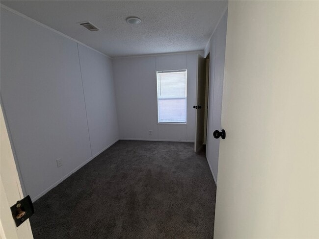 Building Photo - 31029 Sweetbriar Ln