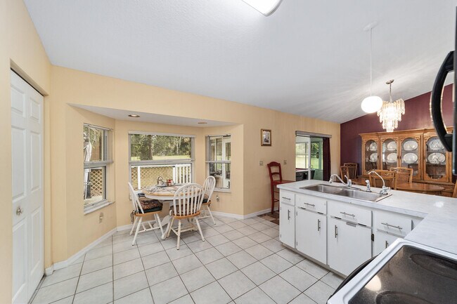 Building Photo - 13371 US-27
