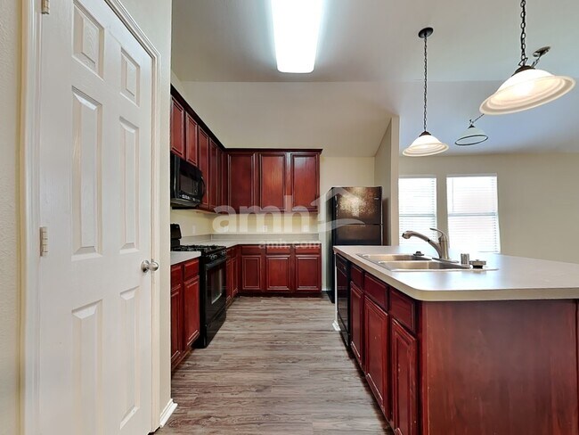 Building Photo - 406 Fireberry Dr