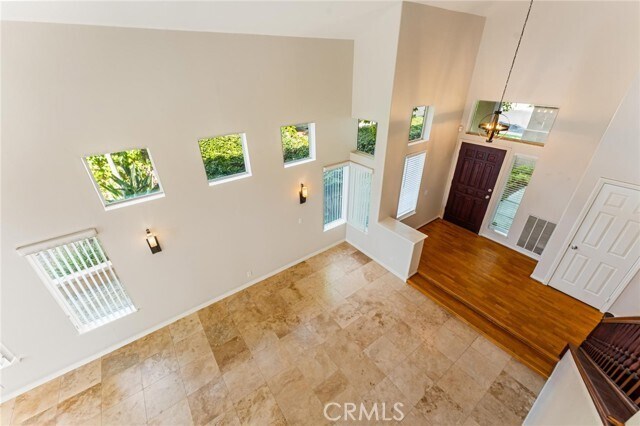 Building Photo - 10585 Bruns Dr