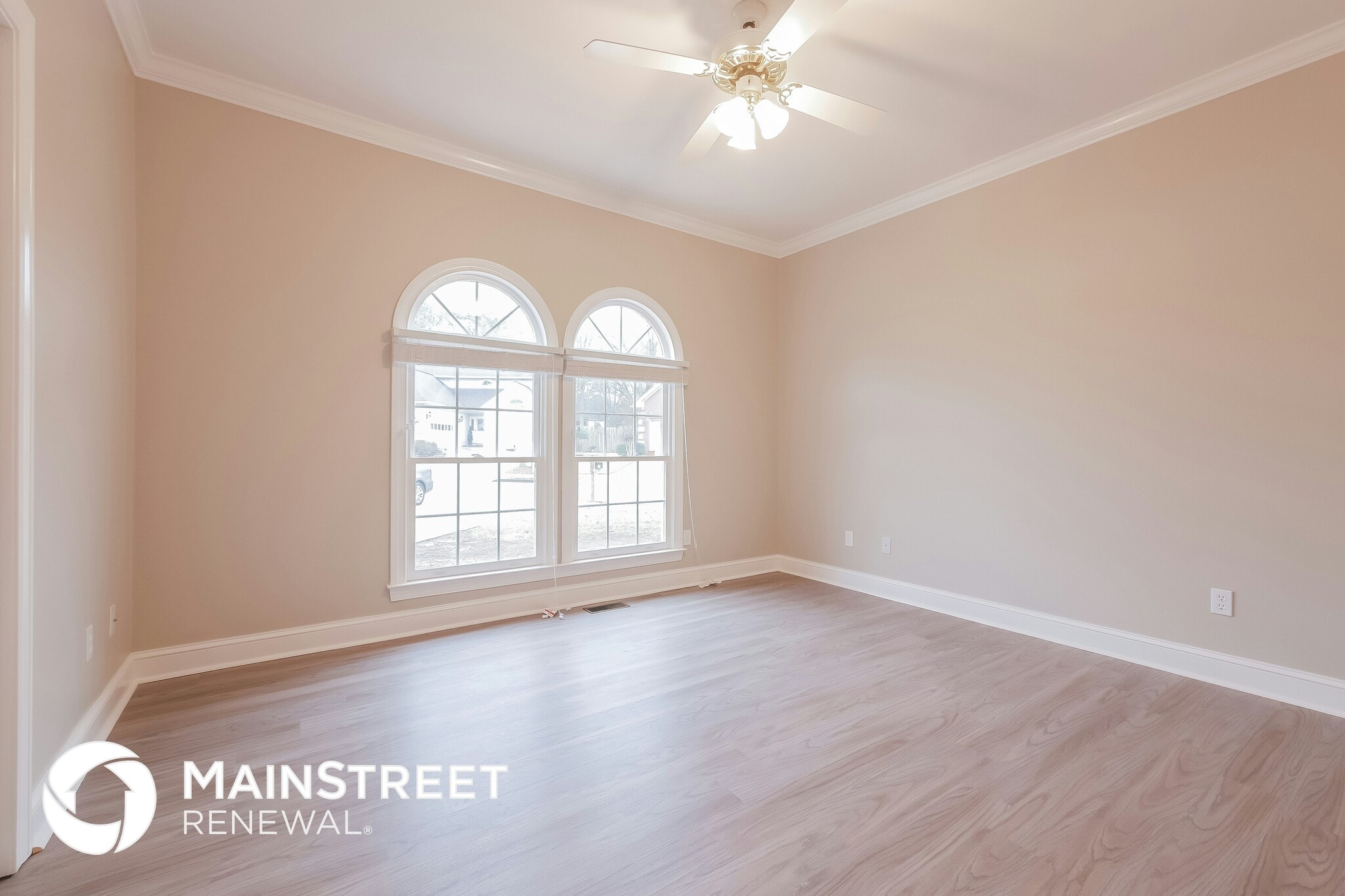 Building Photo - 100 Carriage Chase