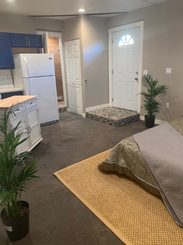 Building Photo - 2780 Powhatan Ave