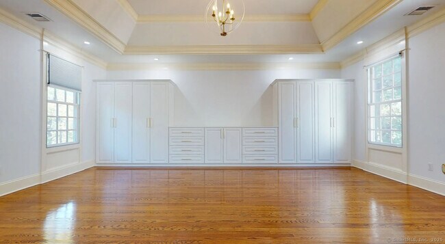 Building Photo - 59 Crescent Rd