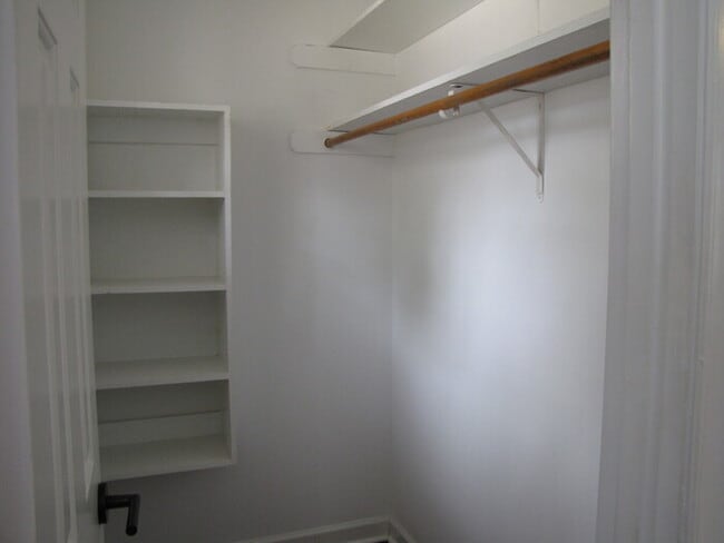 Building Photo - 2627 Bexley Ave