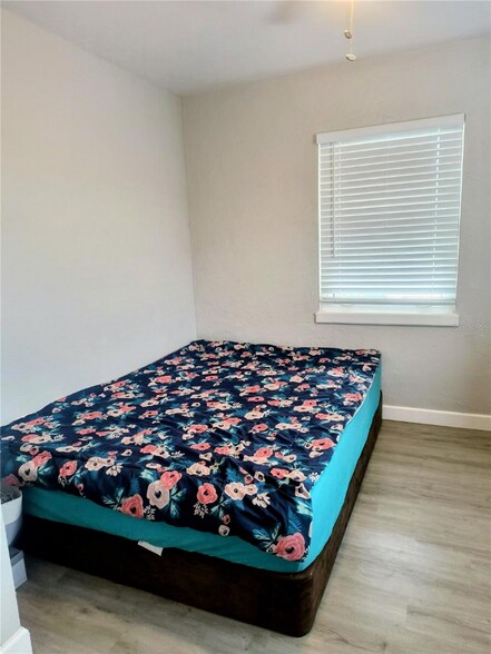 Building Photo - 5457 59th St N