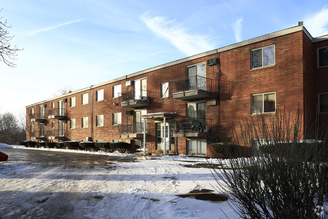 Building Photo - Washington Manor