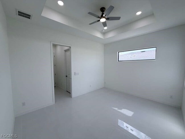 Building Photo - 477 Rayford St