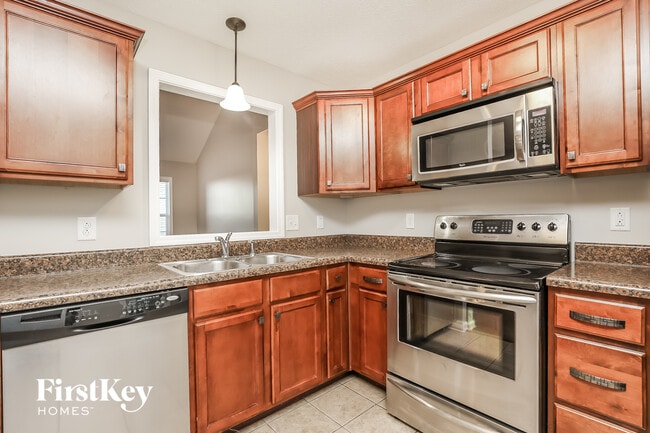 Building Photo - 488 Cedar Valley Dr