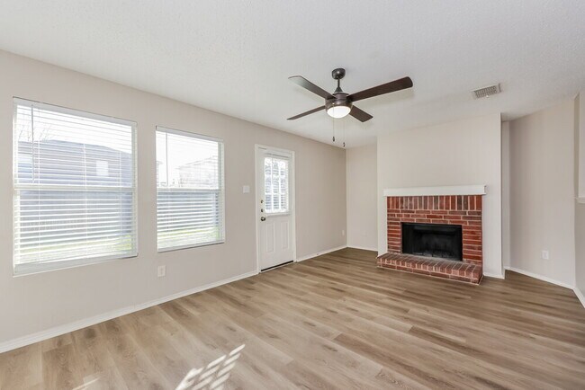 Building Photo - 4229 Gray Fox Dr