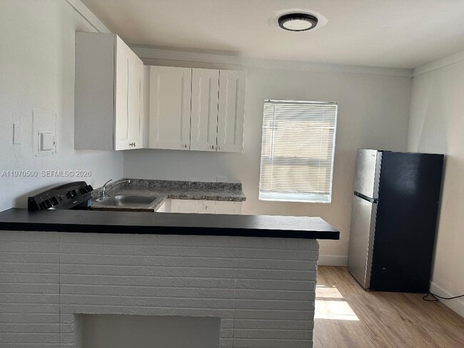 Building Photo - 186 NW 1st St