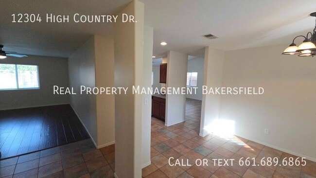 Building Photo - 12304 High Country Dr