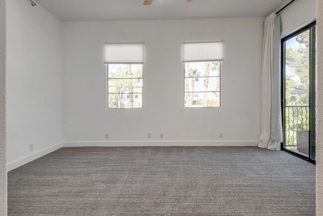 Building Photo - Luxury Summerlin Living in Gated Canyon Crest Community