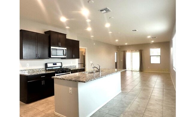 Building Photo - 6662 E Via Pampas Morenas