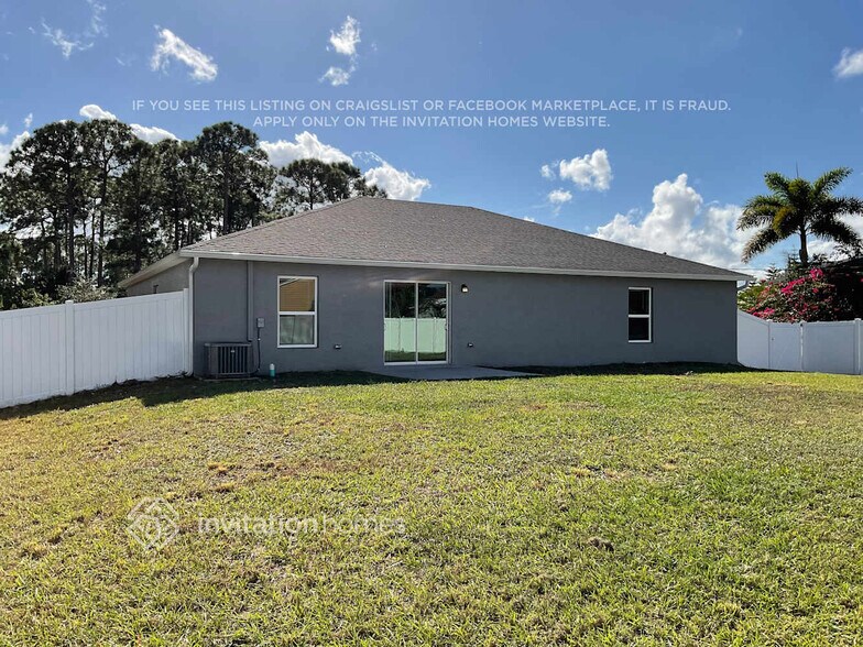 Building Photo - 467 Ocala St