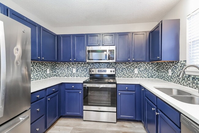 Building Photo - 10509 Brawley Ln